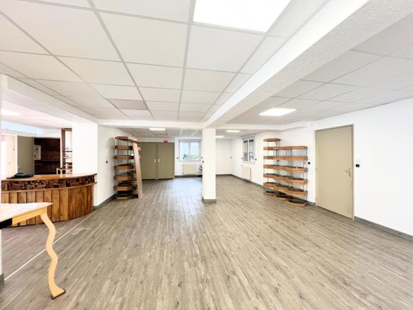 À VENDRE – ENSEMBLE IMMOBILIER MIXTE À Dannemarie – LOCAL COMMERCIAL LIBRE + APPARTEMENT LOUÉ