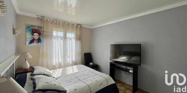 Maison à vendre 5 pièces 166 m² Saint-Marcel-d'Ardèche