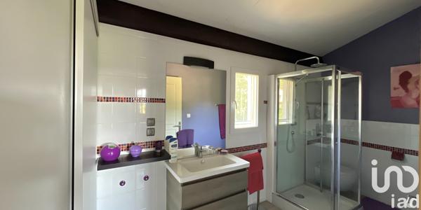 Maison à vendre 5 pièces 166 m² Saint-Marcel-d'Ardèche