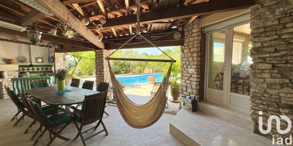 Maison à vendre 5 pièces 166 m² Saint-Marcel-d'Ardèche