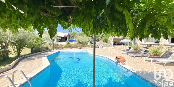 Maison à vendre 5 pièces 166 m² Saint-Marcel-d'Ardèche