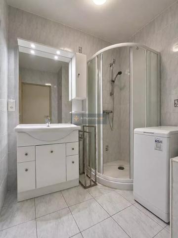 Vente                                                      Appartement
                        
                     2 pièces                      48 m2                     à Saint-Aygulf