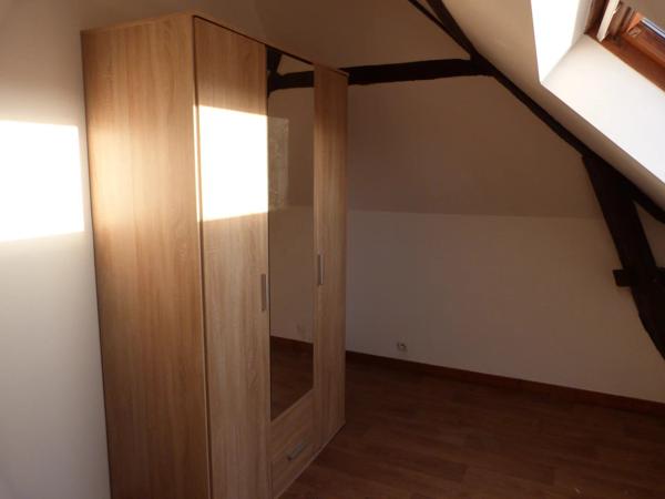 Vente                                                      Appartement
                        
                     3 pièces                      55 m2                     à Vierzon