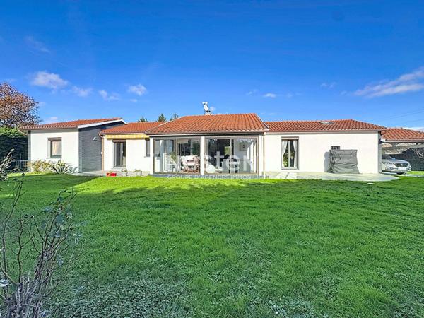 A VENDRE: Maison de plain-pied à Muret - 135 m² habitables sur un terrain clos et paysager avec piscine