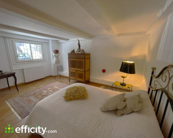 Maison
         11 pièces
        - 230 m² Exclusivité 249 000 € *