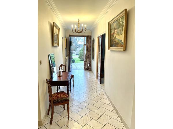 Maison 11 pièces - 230 m² Exclusivité efficity