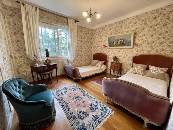 Maison 11 pièces - 230 m² Exclusivité efficity