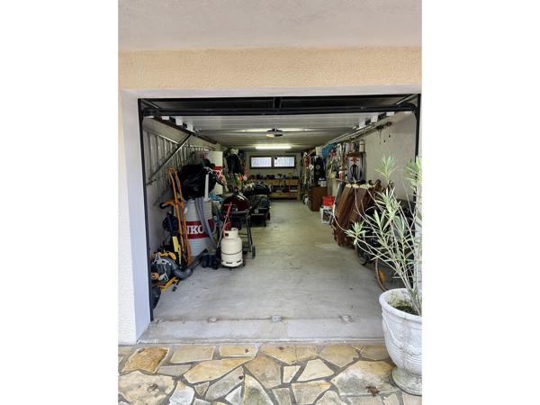 Maison 11 pièces - 230 m² Exclusivité efficity