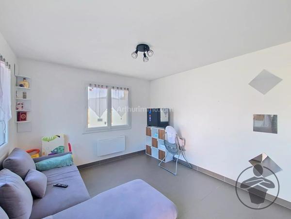 Location                                                      Appartement
                        
                     3 pièces                      58 m2                     à Saint-André-de-Cubzac