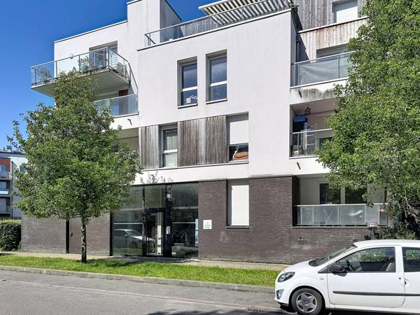 APPARTEMENT DE 43.67 m2 AVEC TERRASSE ET PARKING PROCHE DE L' HOTEL DE VILLE DE WASQUEHAL.