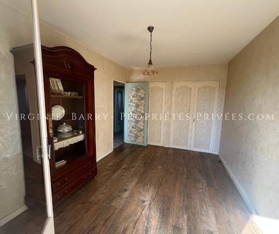 APPARTEMENT T3 AVEC ASCENSEUR, BALCONS ET GARAGE