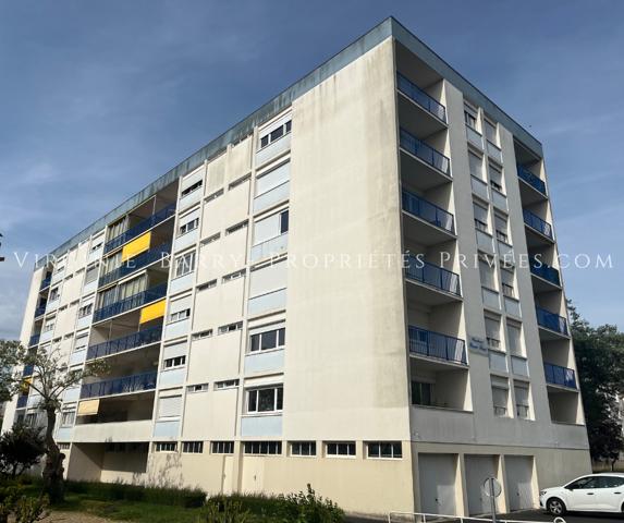 APPARTEMENT T3 AVEC ASCENSEUR, BALCONS ET GARAGE