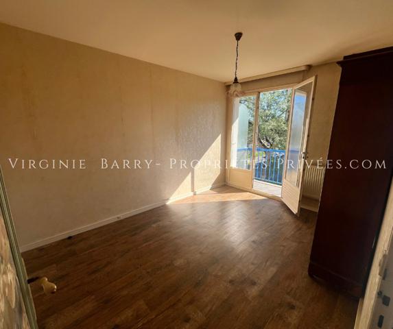 APPARTEMENT T3 AVEC ASCENSEUR, BALCONS ET GARAGE