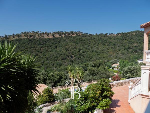 Le Boulou, Maison 4 Chambres -  194 m² à vendre