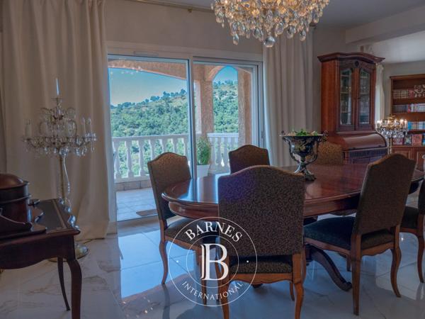 Le Boulou, Maison 4 Chambres -  194 m² à vendre