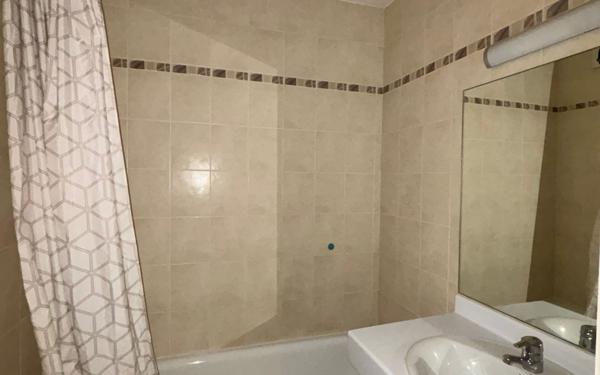 Appartement à louer    2 pièces • 51,25 m2 Annemasse