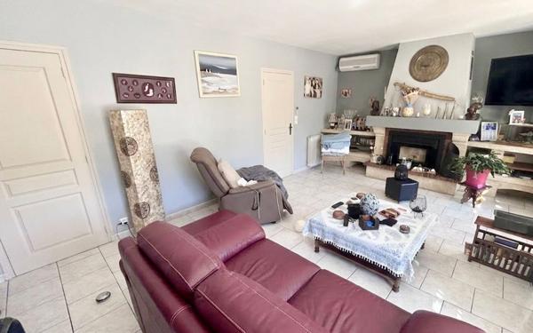 Maison à vendre    6 pièces • 165 m2 Saint-Vincent-de-Tyrosse