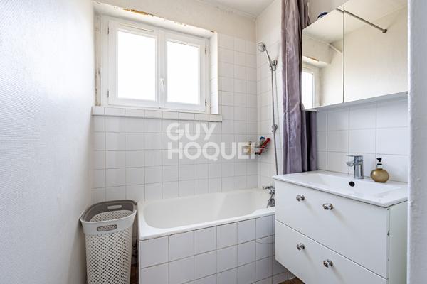 APPART 4 PIECES AVEC CAVE ET PARKING