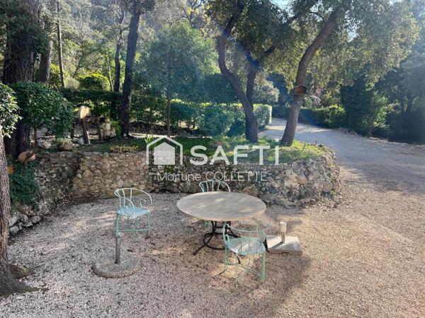 Propriété d'exception - Domaine de charme avec 4 maisons indépendantes sur un terrain de 23 575m2