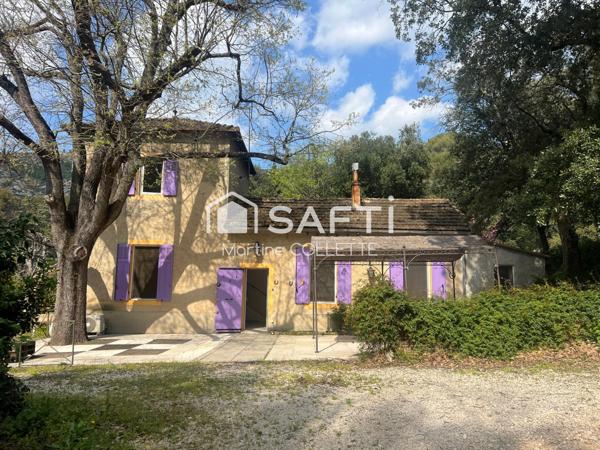 Propriété d'exception - Domaine de charme avec 4 maisons indépendantes sur un terrain de 23 575m2