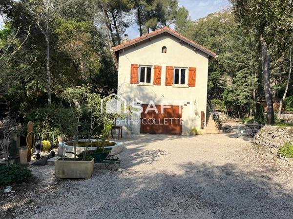 Propriété d'exception - Domaine de charme avec 4 maisons indépendantes sur un terrain de 23 575m2