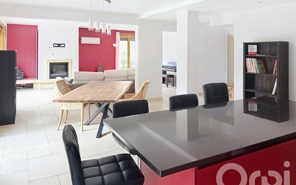 Maison à vendre    5 pièces • 137 m2 Rubelles