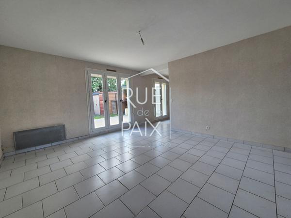 86200 LOUDUN Maison Loudun 4 pièce(s) 93 m2