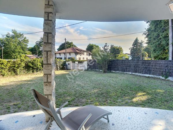 Maison T4 avec jardin, garage, proche commerces, collège et lycée