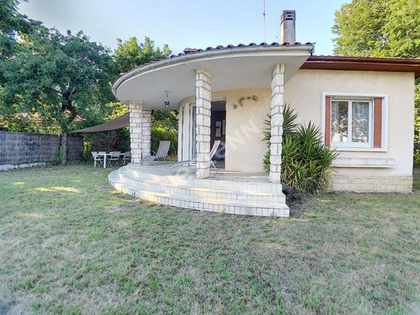 Maison T4 avec jardin, garage, proche commerces, collège et lycée