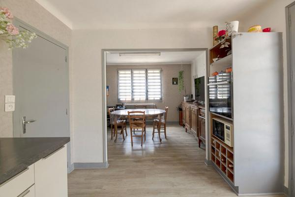 Maison Chavagne T6 5 CHAMBRES JARDIN CLOS -GARAGE