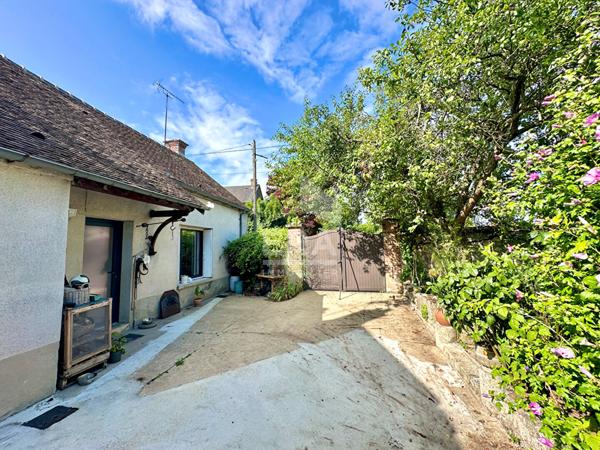 Longère 142m2 CHATEAU LANDON centre