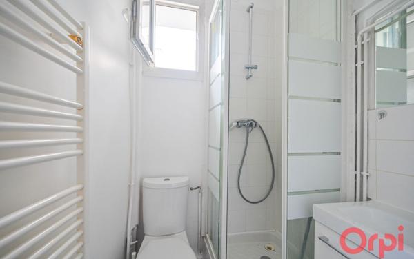 Appartement à vendre    1 pièce • 16,02 m2 Paris 18