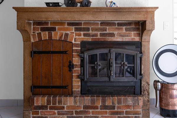 A vendre: Très Belle Maison en Pierre à Bligny - les - Beaune de 6 pièces dont 4 chambres + dépendances.