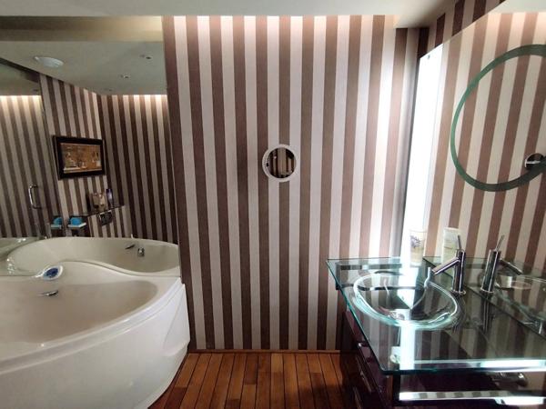 Vente Appartement 4 pièces 132 m2 à Roubaix