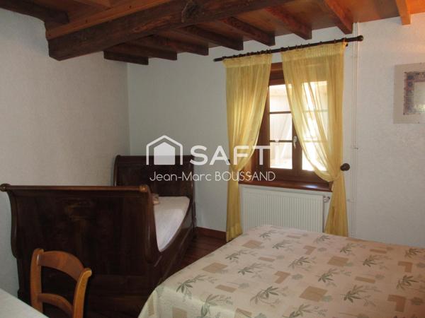 CHAUFFAILLES, au calme maison 4 pièces 140M²