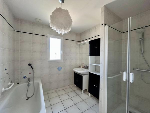 Maison Niort 5 pièce(s) 90 m2, Niort 79000
