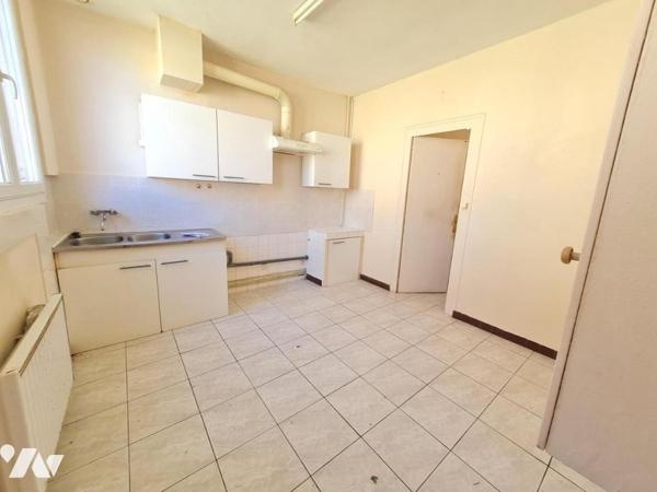 MAISON MITOYENNE - A VENDRE - MONTOIRE/ LOIR (41800) 