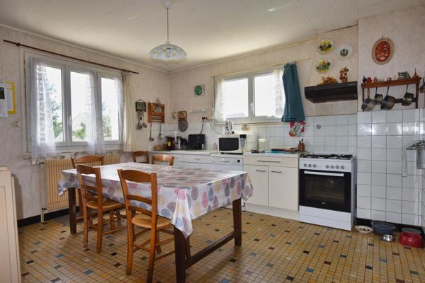 Maison à SAINT-NIC, 29550 - 6 pièces 118m²