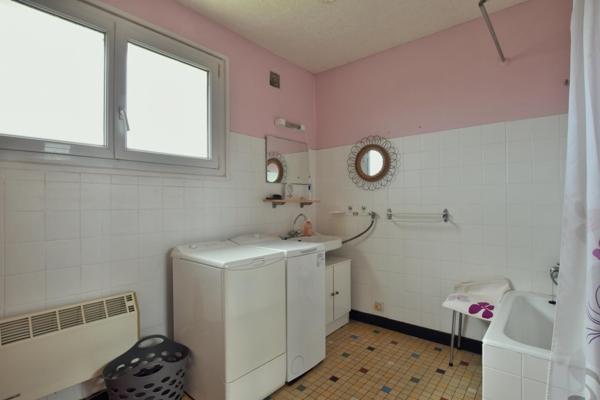 Maison à SAINT-NIC, 29550 - 6 pièces 118m²