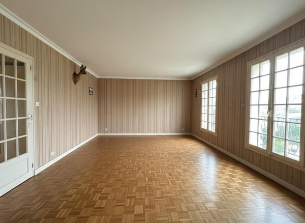 Maison avec grand terrain à Poitiers !