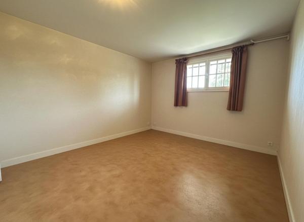 Maison avec grand terrain à Poitiers !