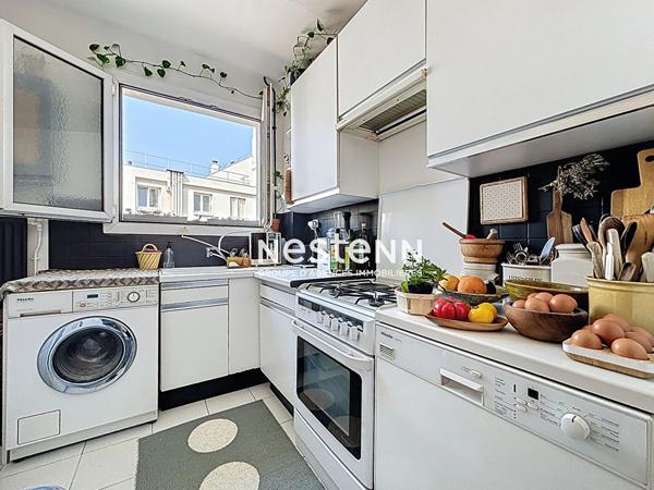 MÉTRO CORENTIN CELTON - Appartement traversant 4 pièces 3 chambres proximité métro en étage