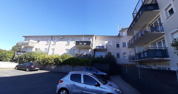 AGREABLE T3  LOUE TBE 65m² SECTEUR POITIERS EST
