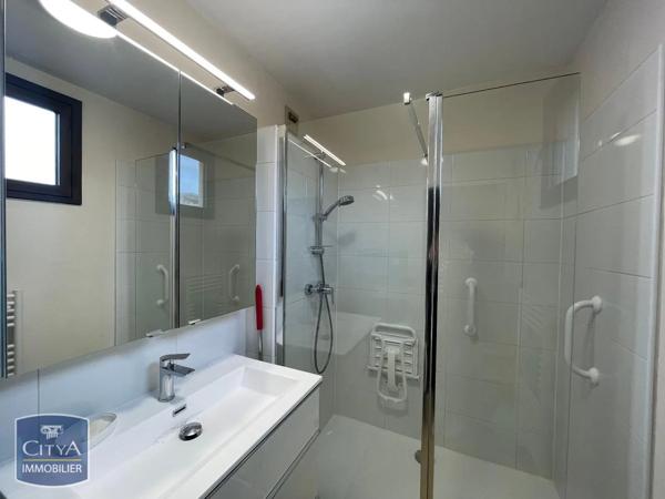 Appartement à louer 2 pièces 39.52m² Bourg-en-Bresse (01000)