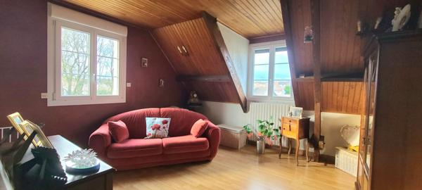 Maison traditionnelle pleine de charme de plus de 150 m² avec confort de plain-pied