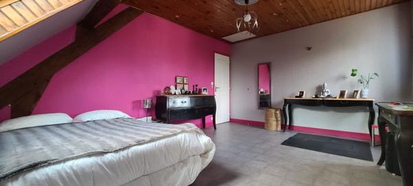 Maison traditionnelle pleine de charme de plus de 150 m² avec confort de plain-pied