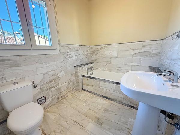 Appartement à NICE (06100)