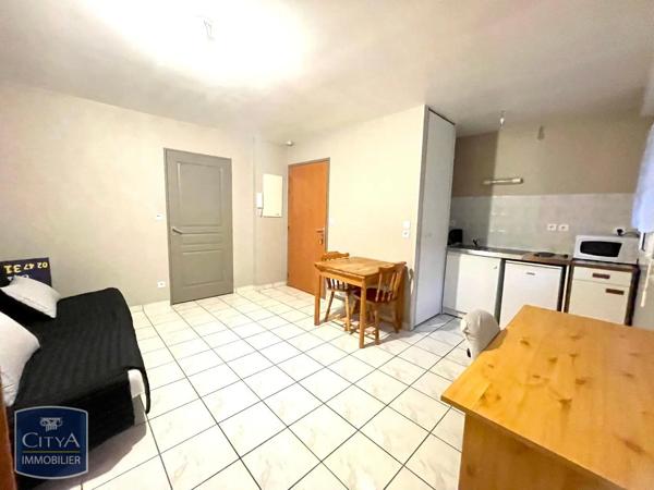 Appartement à louer 1 pièce 22.64m² Tours (37000)