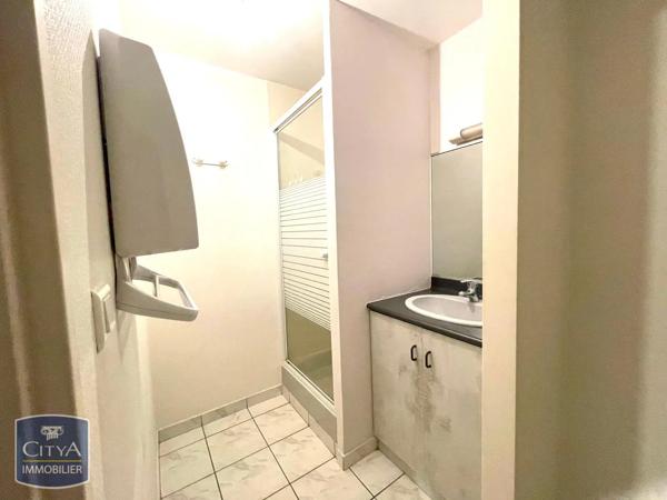 Appartement à louer 1 pièce 22.64m² Tours (37000)