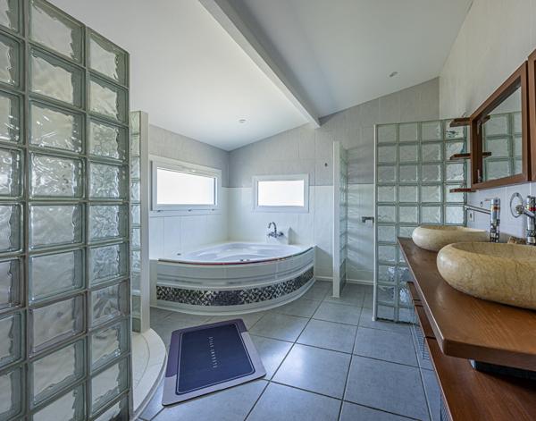 Maison familiale à Saint-Georges-de-Didonne 165 m² habitables sur 790 m² de terrain